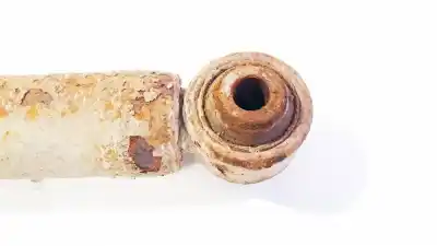 Автозапчасти б/у правый задний амортизатор за nissan bluebird hatchback (t72, t12) 1.6 ссылки oem iam   