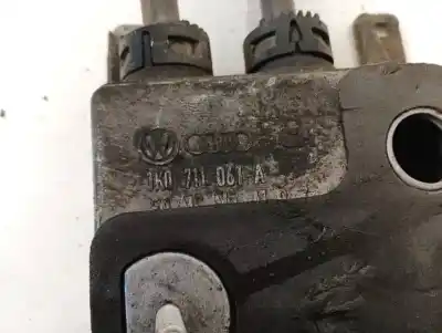 Автозапчасти б/у рычаг переключения передач за audi a3 (8p1) 2.0 tdi ссылки oem iam 1k0711061a  1k0711049at