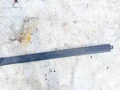 İkinci el araba yedek parçası plastik için audi a3 (8l1) 1.6 oem iam referansları 8l3853905