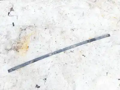 İkinci el araba yedek parçası arka tampon güçlendirmesi için audi a3 (8l1) 1.6 oem iam referansları 8l0807641
