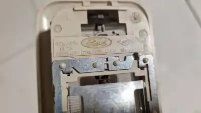 Pezzo di ricambio per auto di seconda mano luce interna per ford ka (ru8) 1.2 riferimenti oem iam 735446036  08896405
