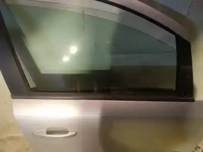 Piesă de schimb auto la mâna a doua plastice pentru opel zafira / zafira family b (a05) 1.9 cdti (m75) referințe oem iam 