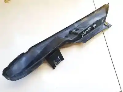 Pezzo di ricambio per auto di seconda mano  per VOLKSWAGEN PASSAT VARIANT (3B5)  Riferimenti OEM IAM 3B0821112A  