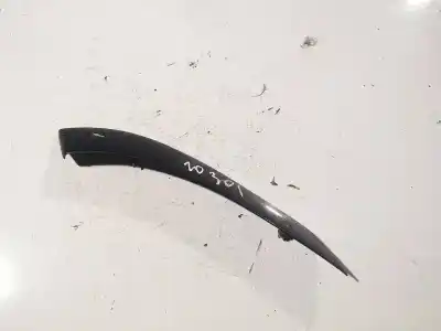 Pezzo di ricambio per auto di seconda mano modanatura anteriore per audi a6 avant (c4) 2.5 tdi riferimenti oem iam 4a5853215