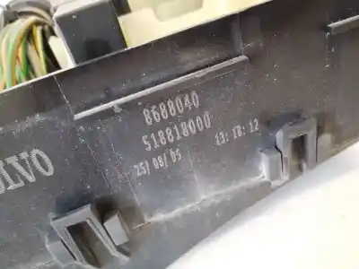 Peça sobressalente para automóvel em segunda mão caixa de fusíveis e relés por volvo v50 (545) 2.0 d referências oem iam 8688040  518818000