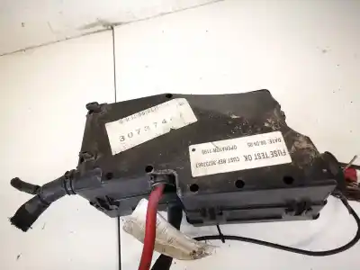 Peça sobressalente para automóvel em segunda mão caixa de fusíveis e relés por volvo v50 (545) 2.0 d referências oem iam 8688040  518818000