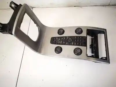 Second-hand car spare part Audio System / Radio Cd for VOLVO V50 (545) 2.0 D OEM IAM references 30672565  