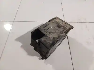Second-hand car spare part medium for citroen c4 picasso i monospace (ud_) 1.6 hdi oem iam references 9663615580  9663615580
