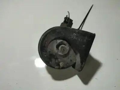 Second-hand car spare part horn for opel corsa d (s07) 1.3 cdti (l08, l68) oem iam references 0055306