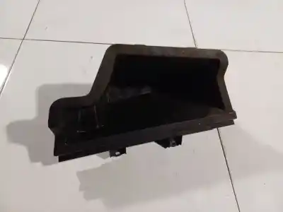 Peça sobressalente para automóvel em segunda mão plásticos por toyota avensis (_t25_) 2.0 (azt250_) referências oem iam 6474105010