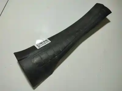 Pezzo di ricambio per auto di seconda mano plastiche per opel astra h (a04) 1.9 cdti (l48) riferimenti oem iam 735276788