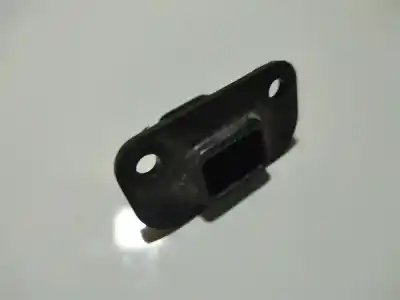 Pezzo di ricambio per auto di seconda mano plastica per opel combo 1.7 16v cdti riferimenti oem iam 18157321  18157321