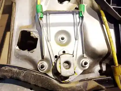 Second-hand car spare part rear left window regulator for audi a2 (8z0) 1.4 tdi oem iam references   