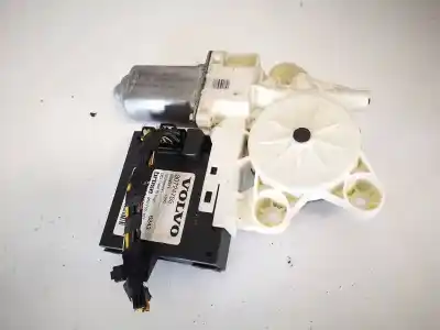 Pièce détachée automobile d'occasion moteur lève vitre arrière gauche pour volvo v50 (545) 2.0 d références oem iam 30724755