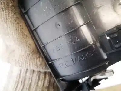 Peça sobressalente para automóvel em segunda mão grelha / difusor de ar por volvo v50 (545) 2.0 d referências oem iam y01144  