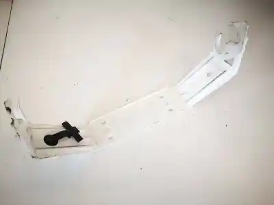 Pezzo di ricambio per auto di seconda mano plastica per volvo v50 (545) 2.0 d riferimenti oem iam 30657903  