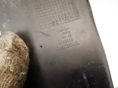 Pezzo di ricambio per auto di seconda mano plastica per volvo v50 (545) 2.0 d riferimenti oem iam 8686035  
