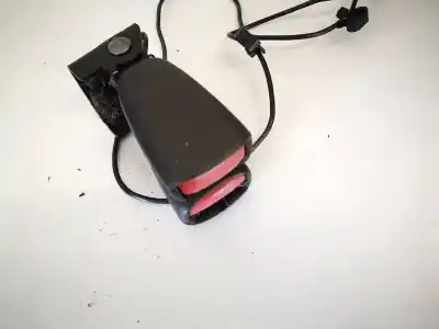 Pièce détachée automobile d'occasion boucle de ceinture de sécurité arrière centrale pour volvo v50 (545) 2.0 d références oem iam 