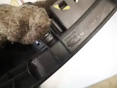 Pezzo di ricambio per auto di seconda mano pezzi vari per volvo v50 (545) 2.0 d riferimenti oem iam 8686026  