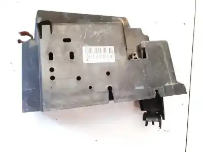 Peça sobressalente para automóvel em segunda mão plásticos por peugeot 406 (8b) 2.0 hdi 110 referências oem iam 9633899680
