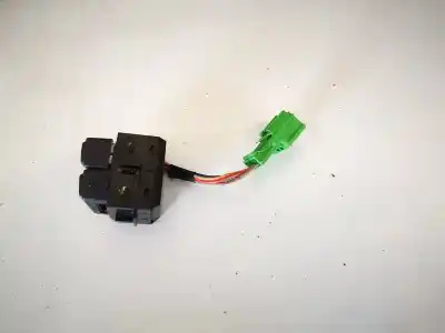 Second-hand car spare part switch for volvo v50 (545) 2.0 d oem iam references 8691530  