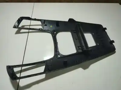 Pezzo di ricambio per auto di seconda mano plastiche per opel zafira / zafira family b (a05) 1.9 cdti (m75) riferimenti oem iam 213680437  213680437
