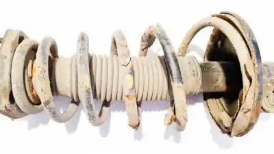 Piesă de schimb auto la mâna a doua arc de amortizare suspensie pentru hyundai tucson (jm) 2.0 crdi referințe oem iam 