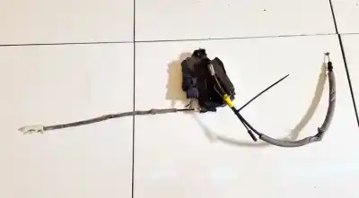 Peça sobressalente para automóvel em segunda mão fechadura da porta dianteira esquerda por bmw 3 touring (e46) 320 d referências oem iam 