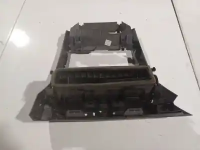 Pezzo di ricambio per auto di seconda mano griglia di aerazione per opel astra h (a04) 1.9 cdti (l48) riferimenti oem iam 24465731  24465731, 330188061