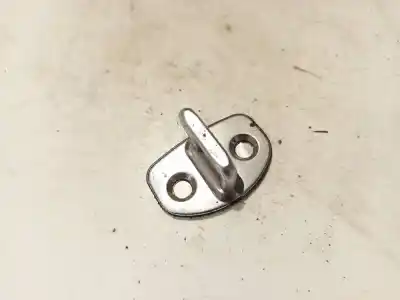 Pezzo di ricambio per auto di seconda mano plastiche per skoda octavia ii (1z3) 1.8 tsi riferimenti oem iam 6y0837033c  1z0837033c