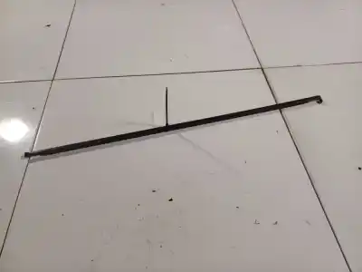 Peça sobressalente para automóvel em segunda mão plásticos por peugeot 406 (8b) 1.9 td referências oem iam 