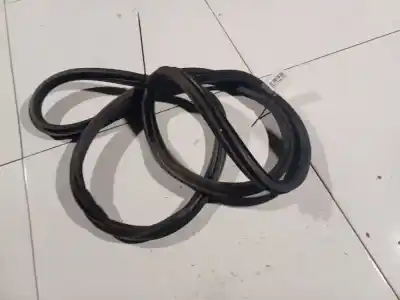 Second-hand car spare part rubber door seal for opel corsa d (s07) 1.3 cdti (l08, l68) oem iam references   