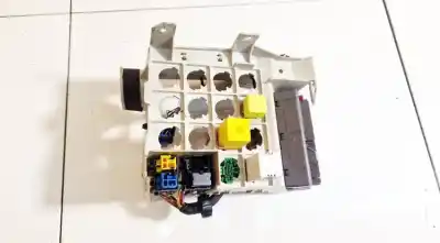 Peça sobressalente para automóvel em segunda mão caixa de fusíveis e relés por peugeot 406 (8b) 1.9 td referências oem iam 9629421180c