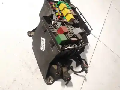 Second-hand car spare part fuse box unit for opel combo 1.7 16v cdti oem iam references   