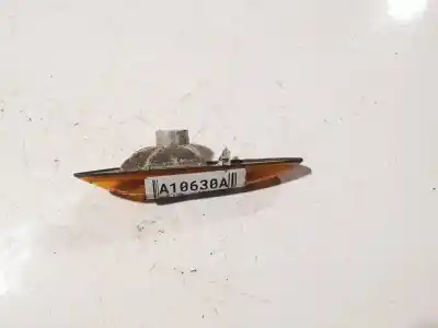 Peça sobressalente para automóvel em segunda mão farolim do lado direito por bmw 3 touring (e46) 320 d referências oem iam 69113686