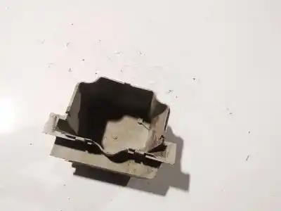 Pezzo di ricambio per auto di seconda mano plastica per opel combo 1.7 16v cdti riferimenti oem iam 131704  