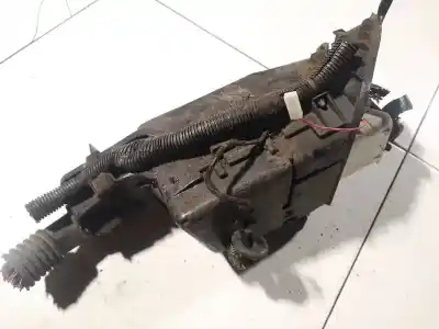 Second-hand car spare part fuse box unit for opel combo 1.7 16v cdti oem iam references   