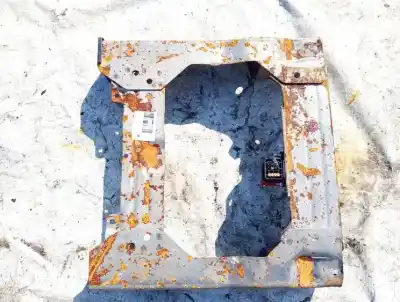 Pezzo di ricambio per auto di seconda mano plastica per fiat croma (194) 1.9 16v multijet dynamic (12.2007->) riferimenti oem iam 567a047