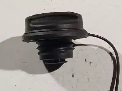 Pezzo di ricambio per auto di seconda mano tappo esterno del carburante per opel astra h (a04) 1.9 cdti (l48) riferimenti oem iam 13140958  13140958
