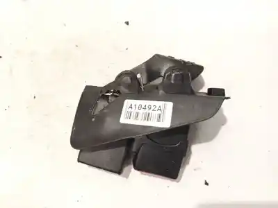 Pezzo di ricambio per auto di seconda mano GANCIO CINTURA POSTERIORE CENTRALE per OPEL KADETT D (31_-34_, 41_-44_)  Riferimenti OEM IAM 4F0857739D  