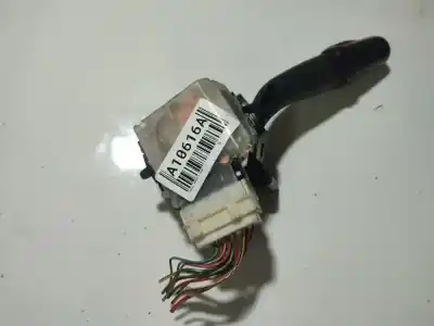 Peça sobressalente para automóvel em segunda mão comutador de piscas  por toyota avensis (_t25_) 2.2 d-cat (adt251_) referências oem iam 173650