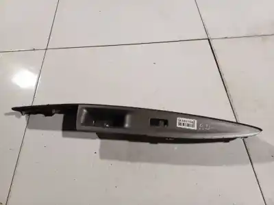 Peça sobressalente para automóvel em segunda mão plásticos por mazda 2 (dy) 1.4 referências oem iam 