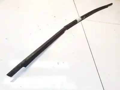 Peça sobressalente para automóvel em segunda mão plásticos por peugeot 406 (8b) 2.0 hdi 110 referências oem iam 