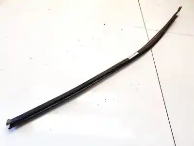 Peça sobressalente para automóvel em segunda mão plásticos por peugeot 406 (8b) 2.0 hdi 110 referências oem iam 