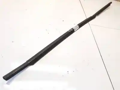 Peça sobressalente para automóvel em segunda mão plásticos por peugeot 406 (8b) 2.0 hdi 110 referências oem iam 