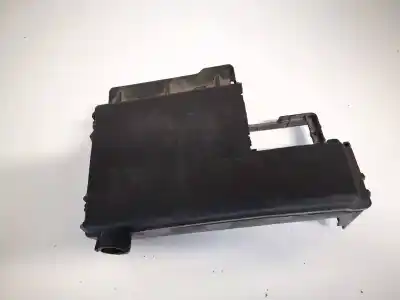 Second-hand car spare part fuse box unit for bmw 3 (e30) m3 2.3 oem iam references 525230582  