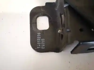 Second-hand car spare part bonnet lock for bmw 3 (e30) m3 2.3 oem iam references 13313236  