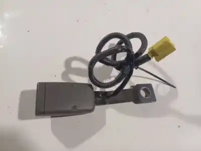 Pièce détachée automobile d'occasion boucle de ceinture de sécurité avant droit pour talbot horizon 1.3 références oem iam e067902