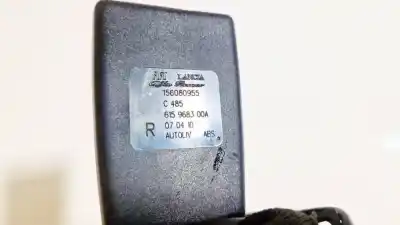 Gebrauchtes Autoersatzteil gürtelhaken hinten rechts zum alfa romeo mito (955_) 1.3 multijet (955axp1a, 955ayc1a) oem-iam-referenzen 615968300a  156080955