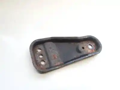 Second-hand car spare part engine support for opel kadett e fastback (t85) 1.4 s (c08, c48, d08, d48) oem iam references 6q0199518a  